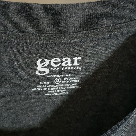 Gray Byu shirt - Picture 2 of 3